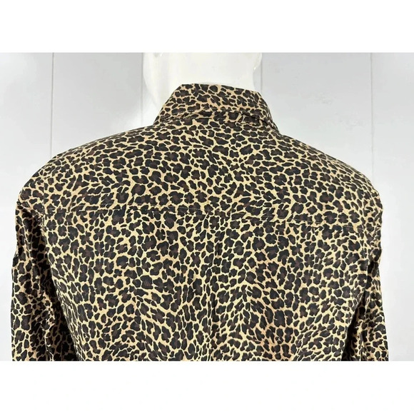 J Crew womens  Button-up leopard shirt button down long sleeve size M - Picture 10 of 10